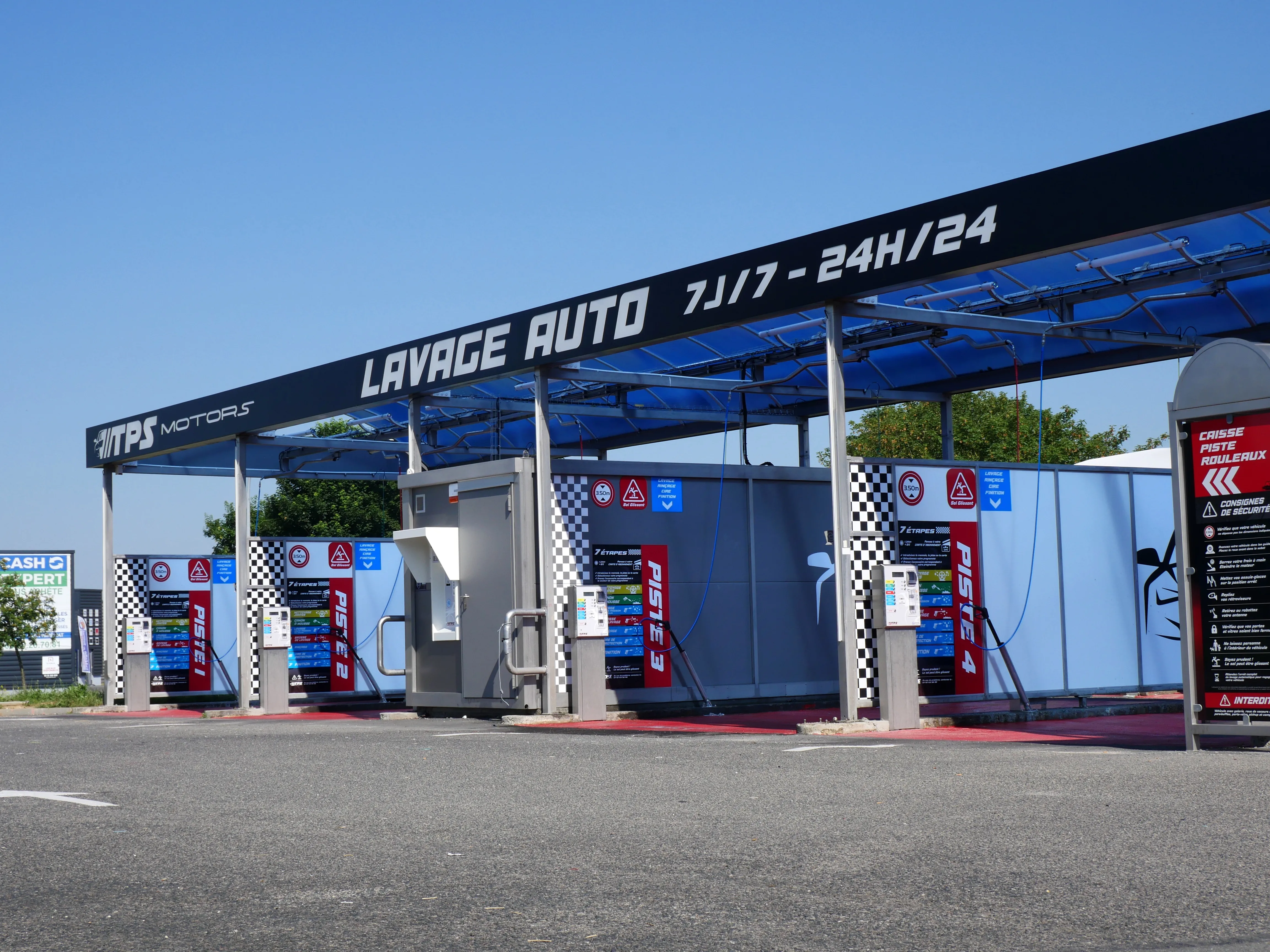 IL SE MOUILLE À 22 ANS