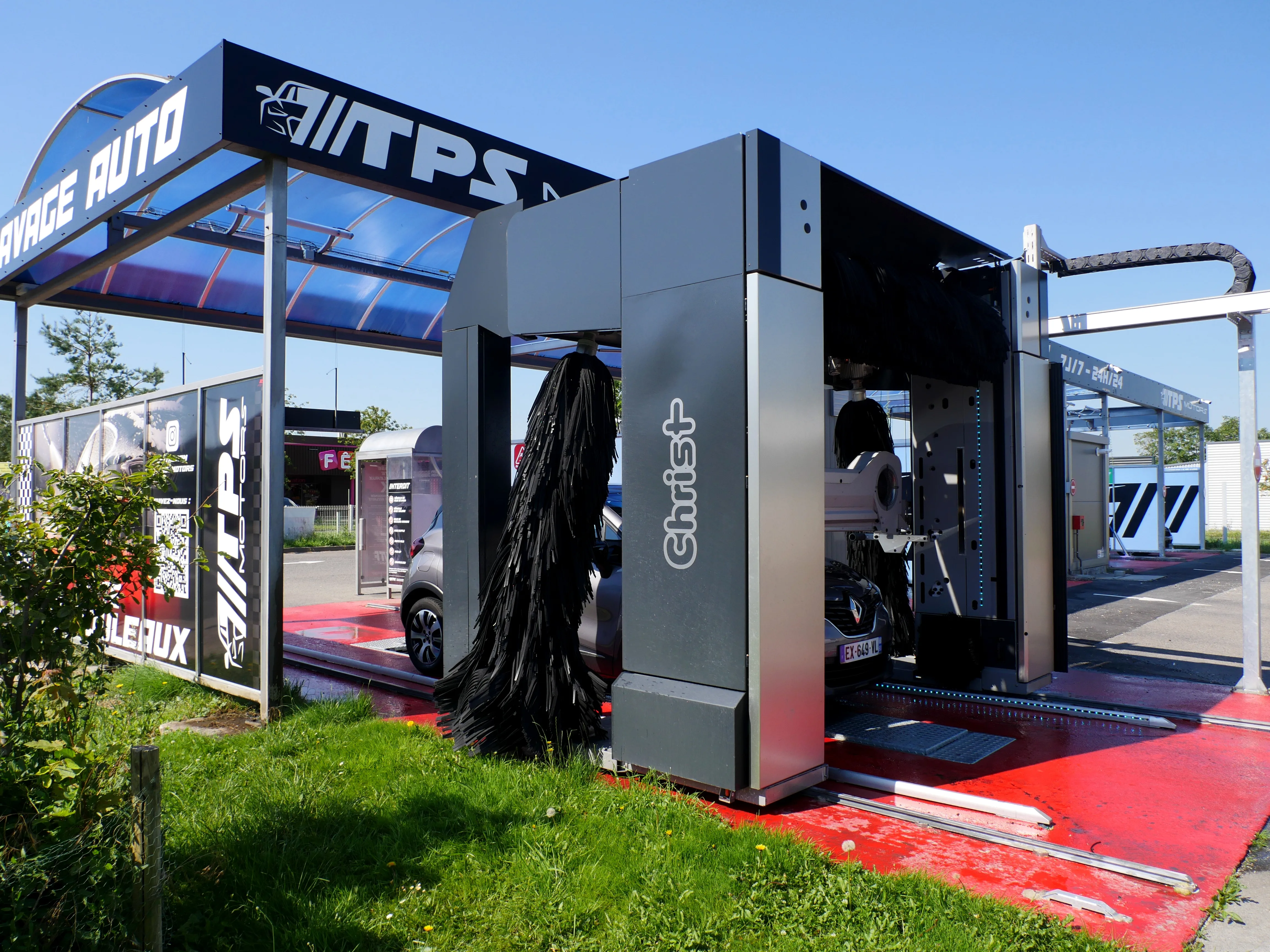 IL SE MOUILLE À 22 ANS