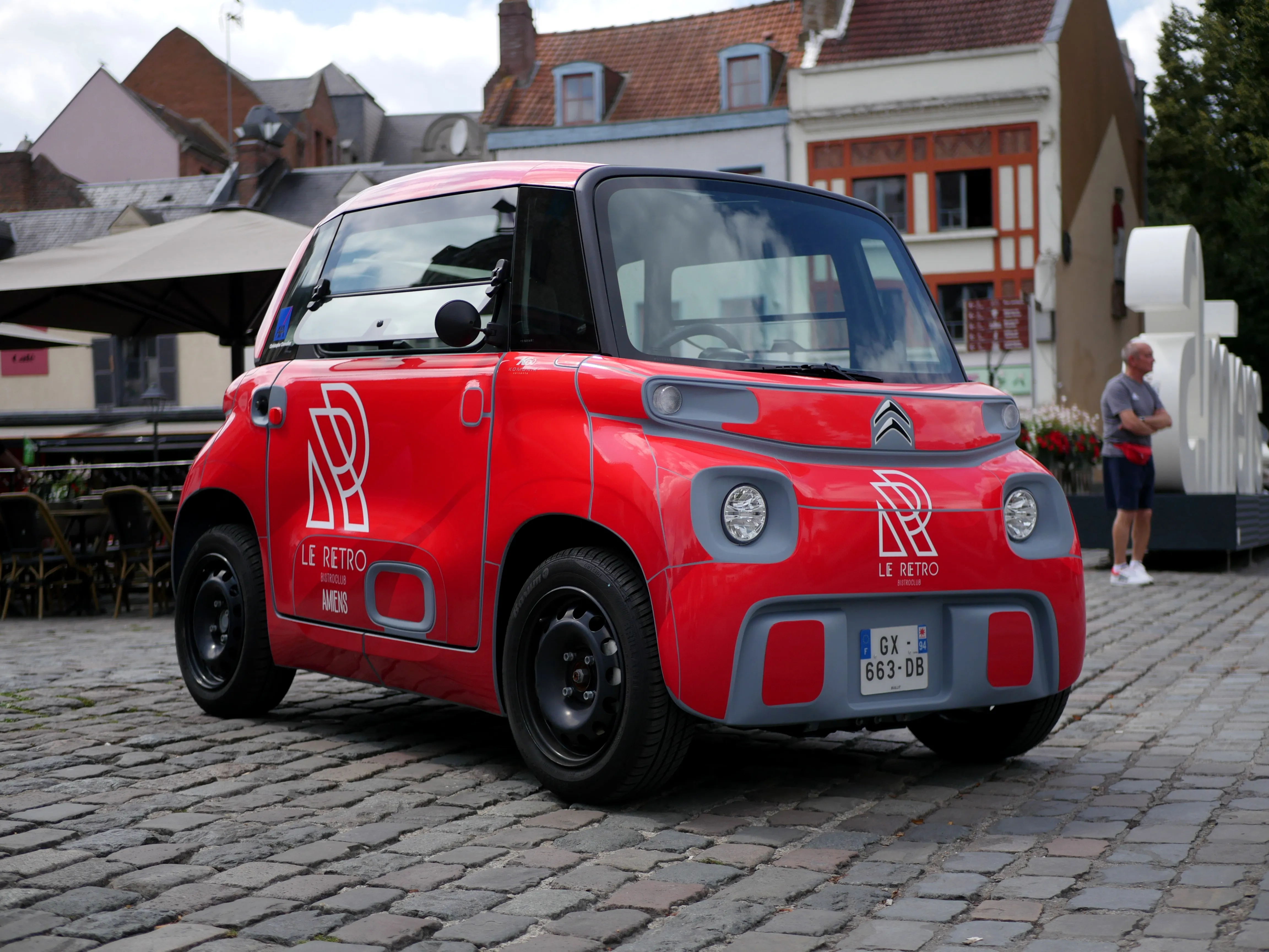 UNE COM' QUI A DU BON