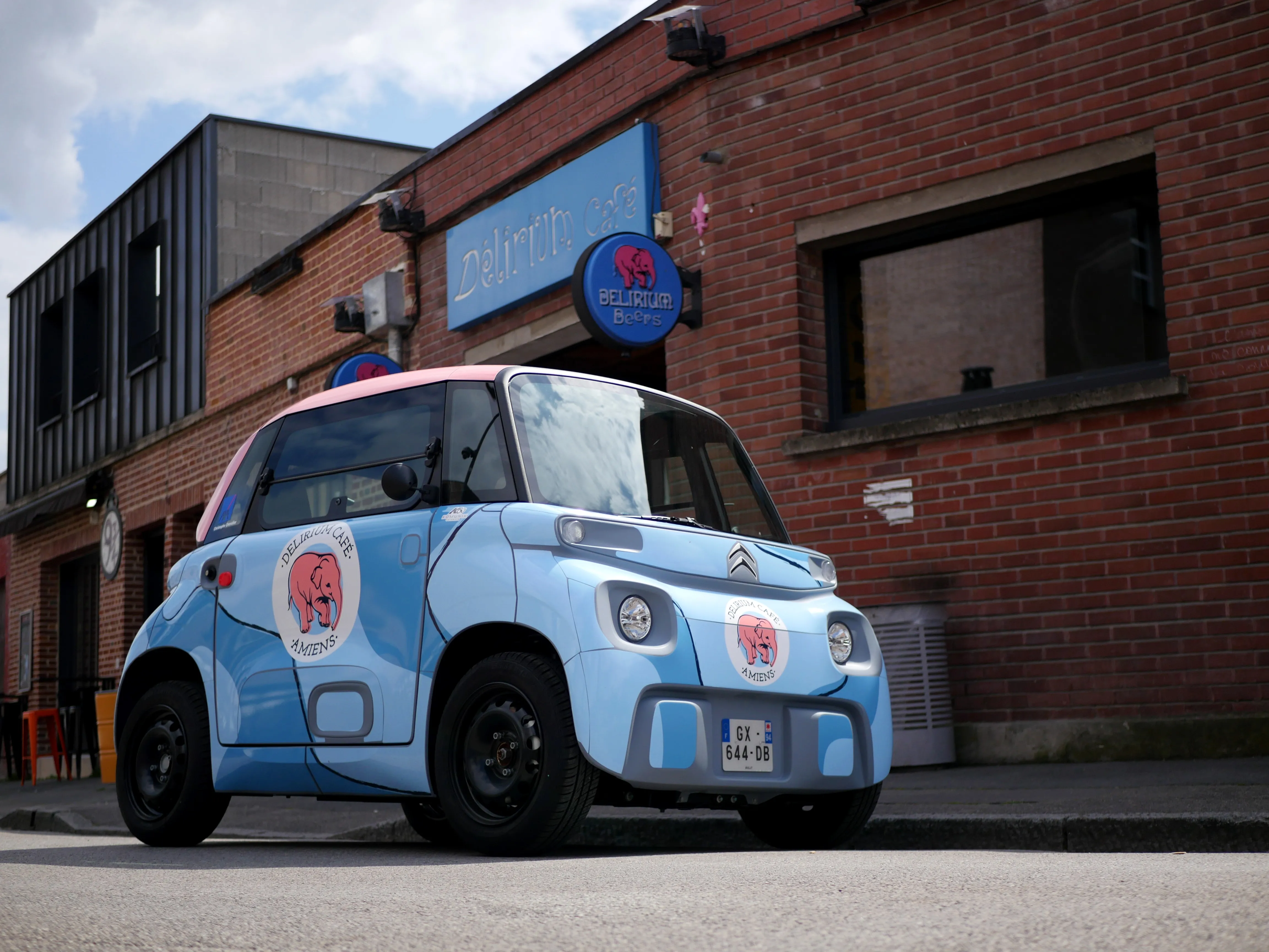 UNE COM' QUI A DU BON