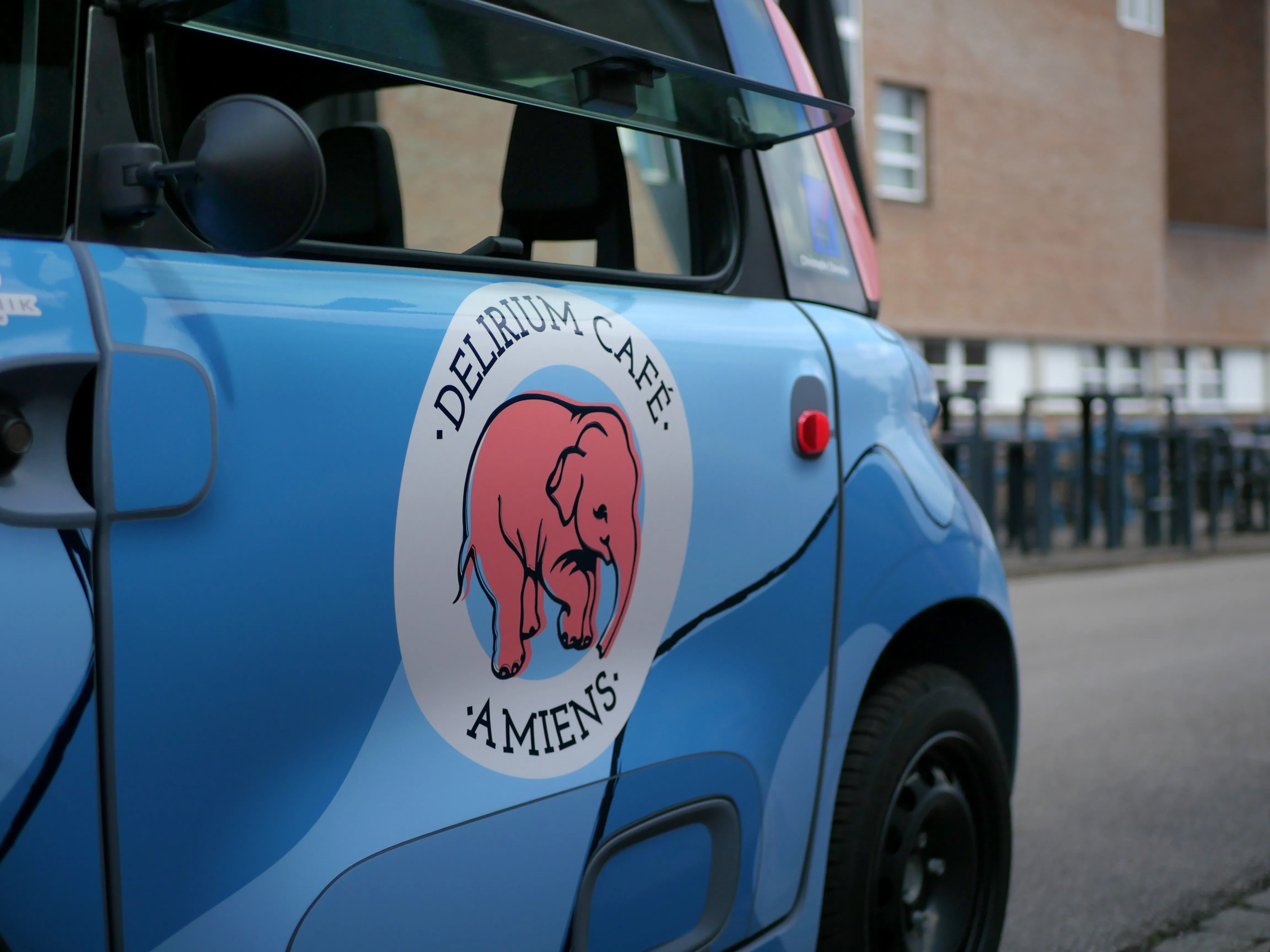 UNE COM' QUI A DU BON