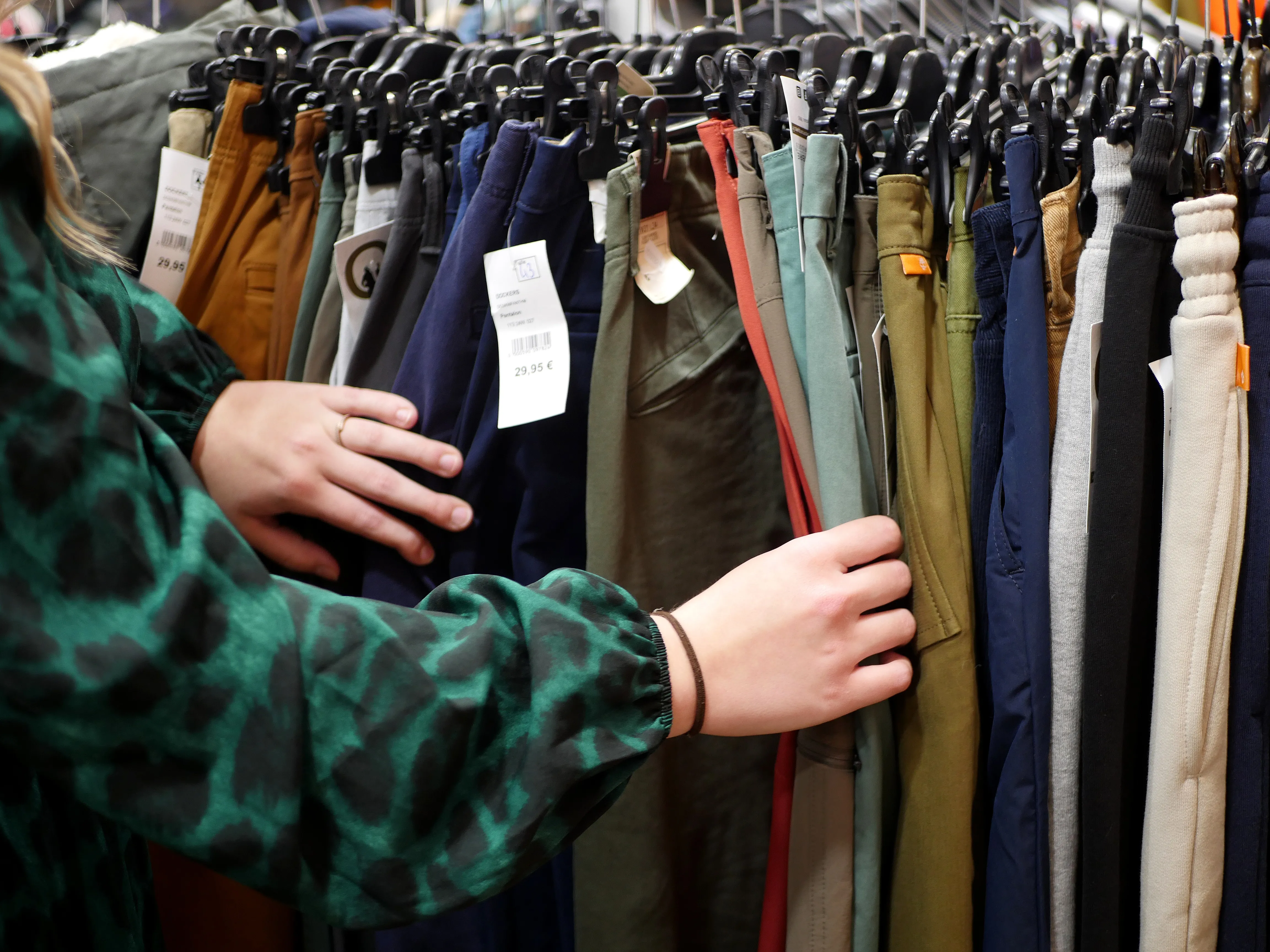 DE L'OUTLET HAUT DE GAMME