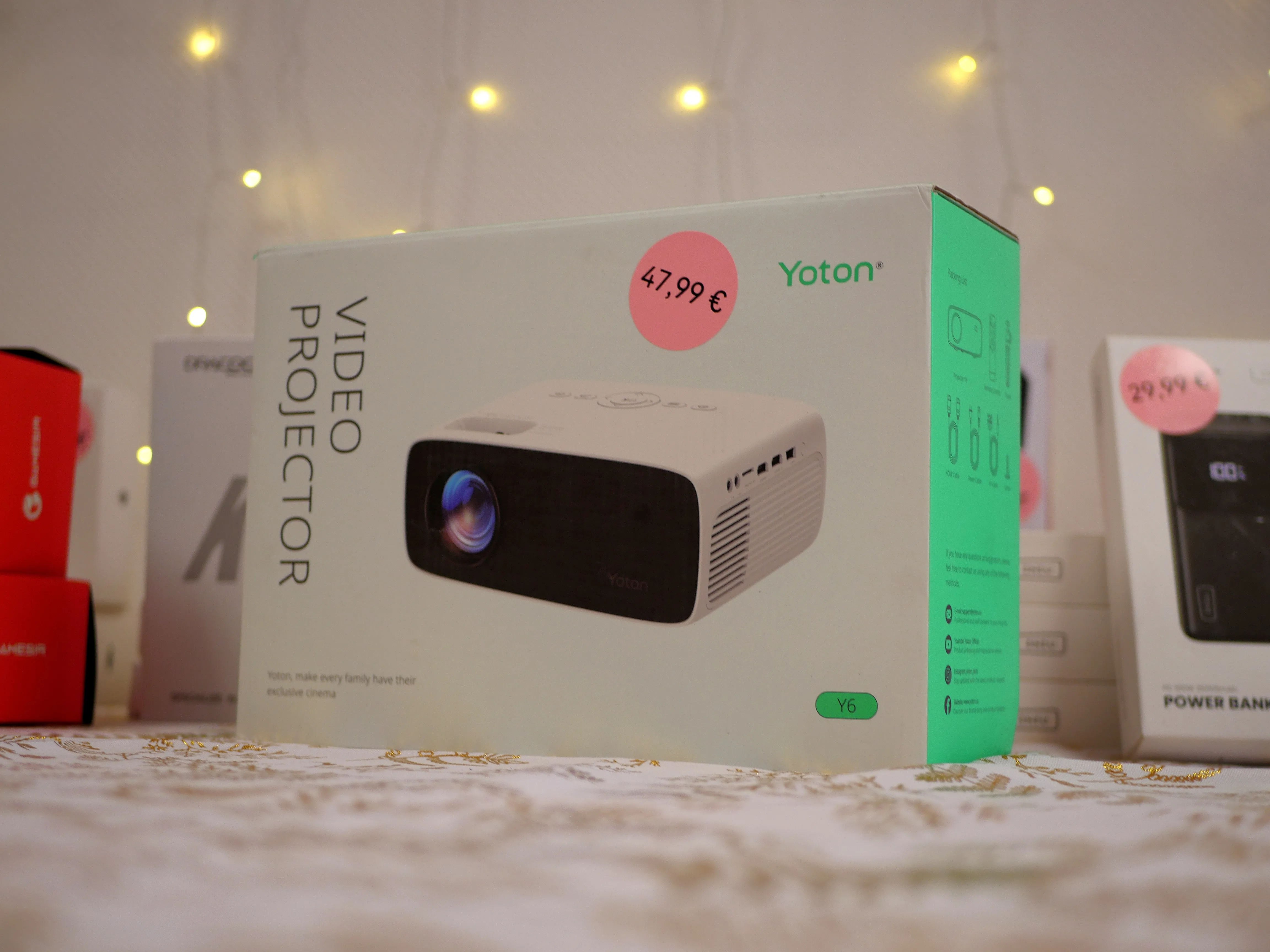 DES SURPRISES ET DES COLIS