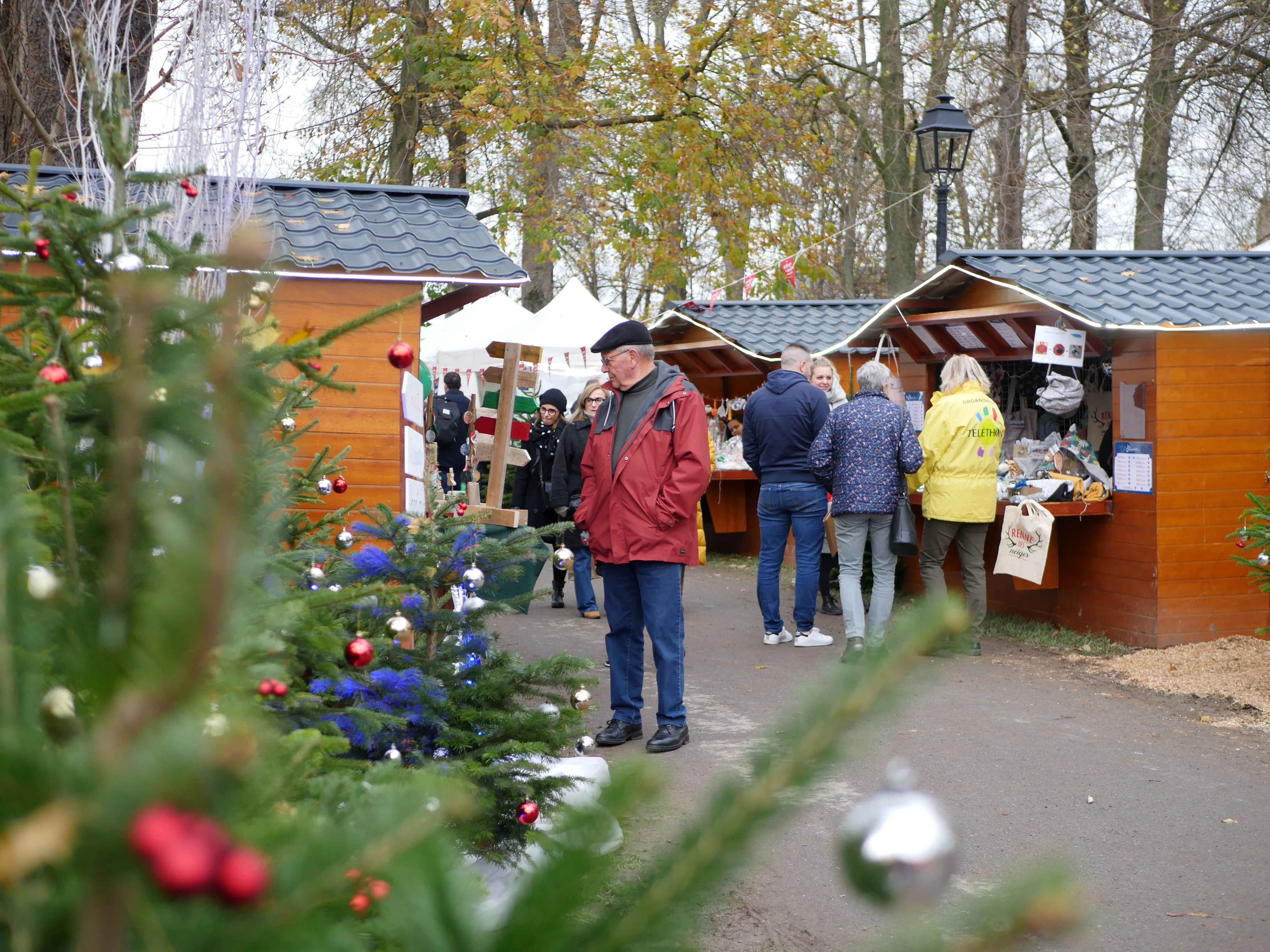 LE MARCHÉ DE NOËL SOLIDAIRE