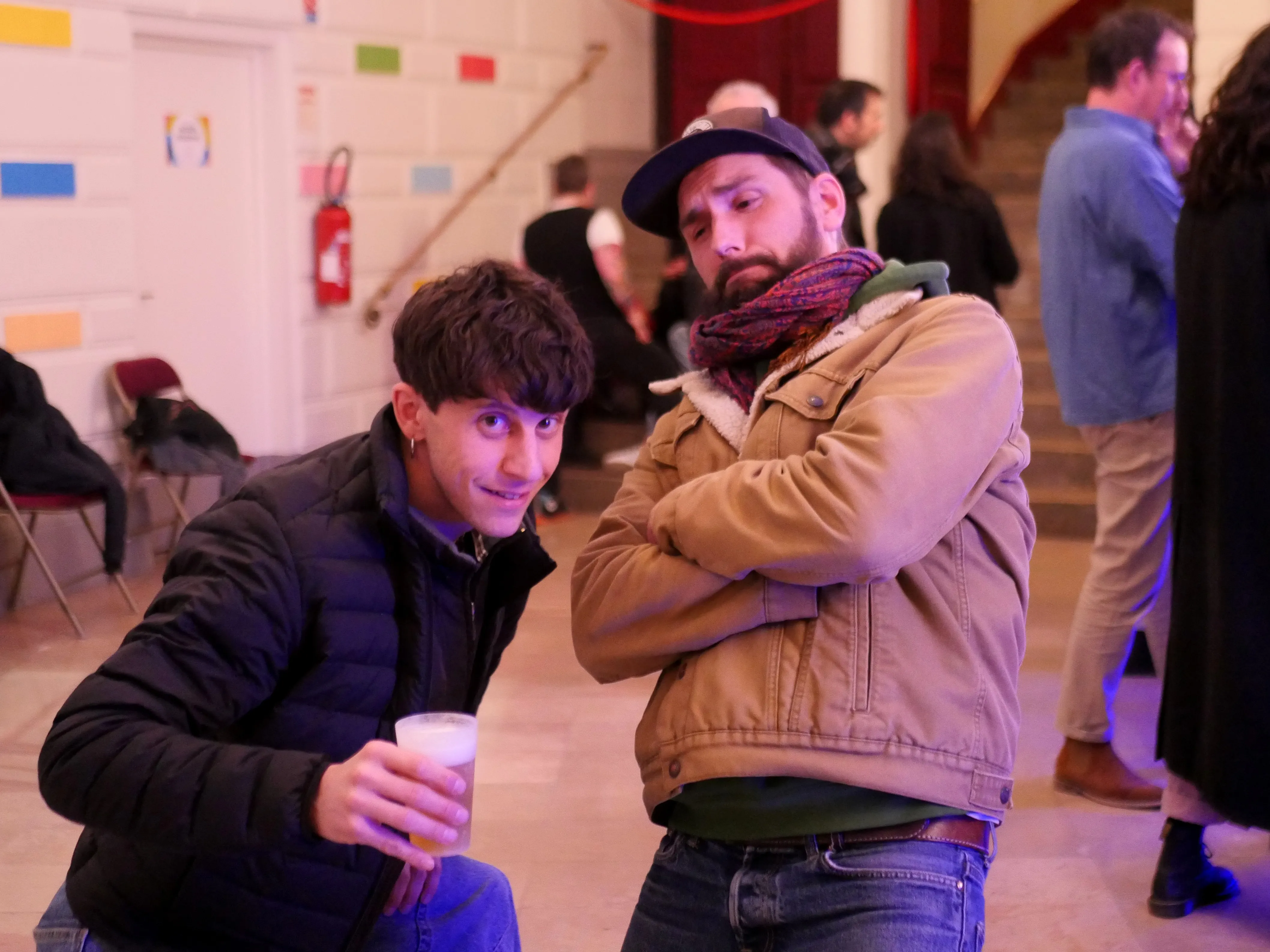 UN CIRQUE QUI BOUSCULE LES CODES