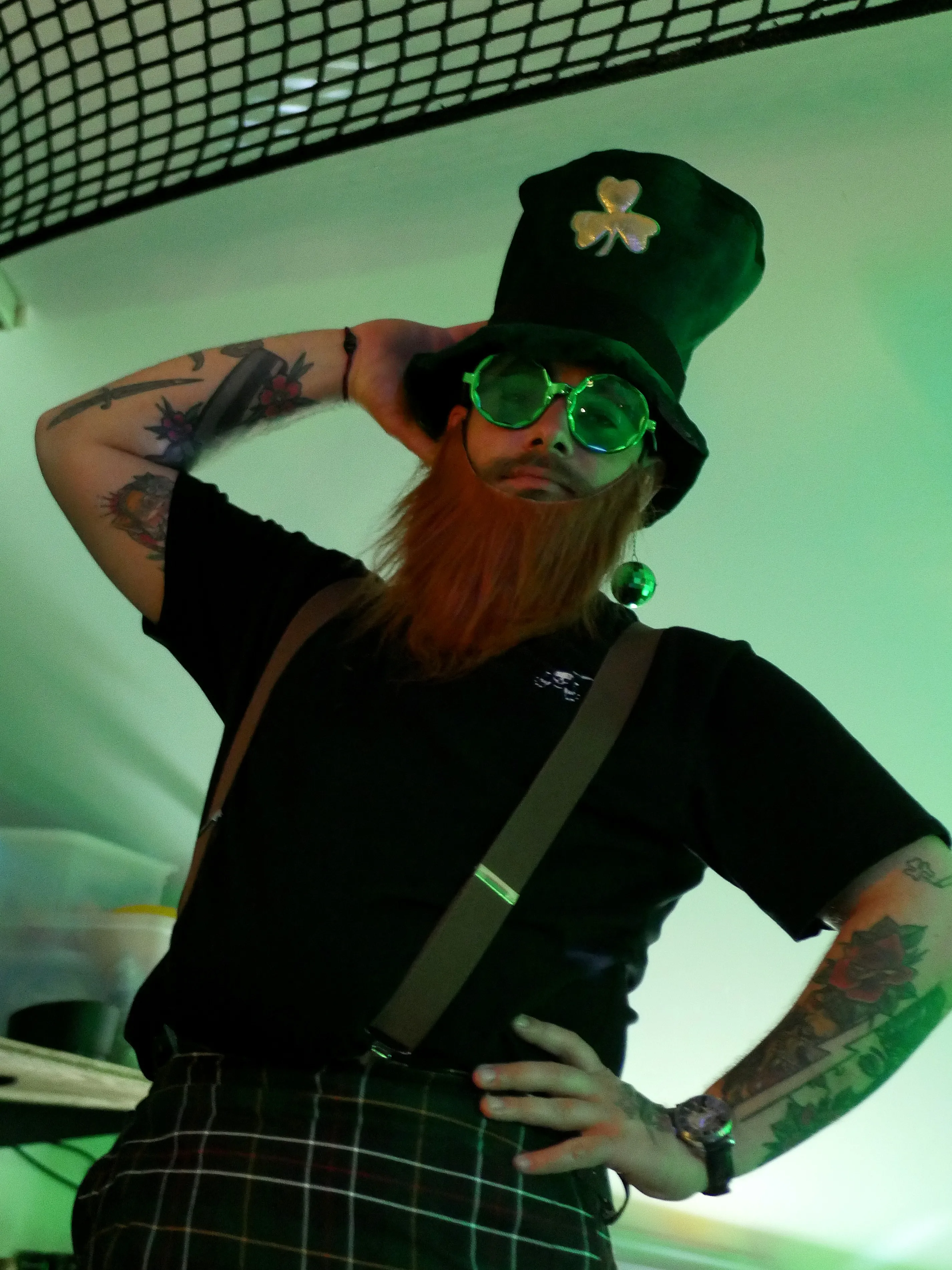 VERT L'INFINI ET AU-DELÀ