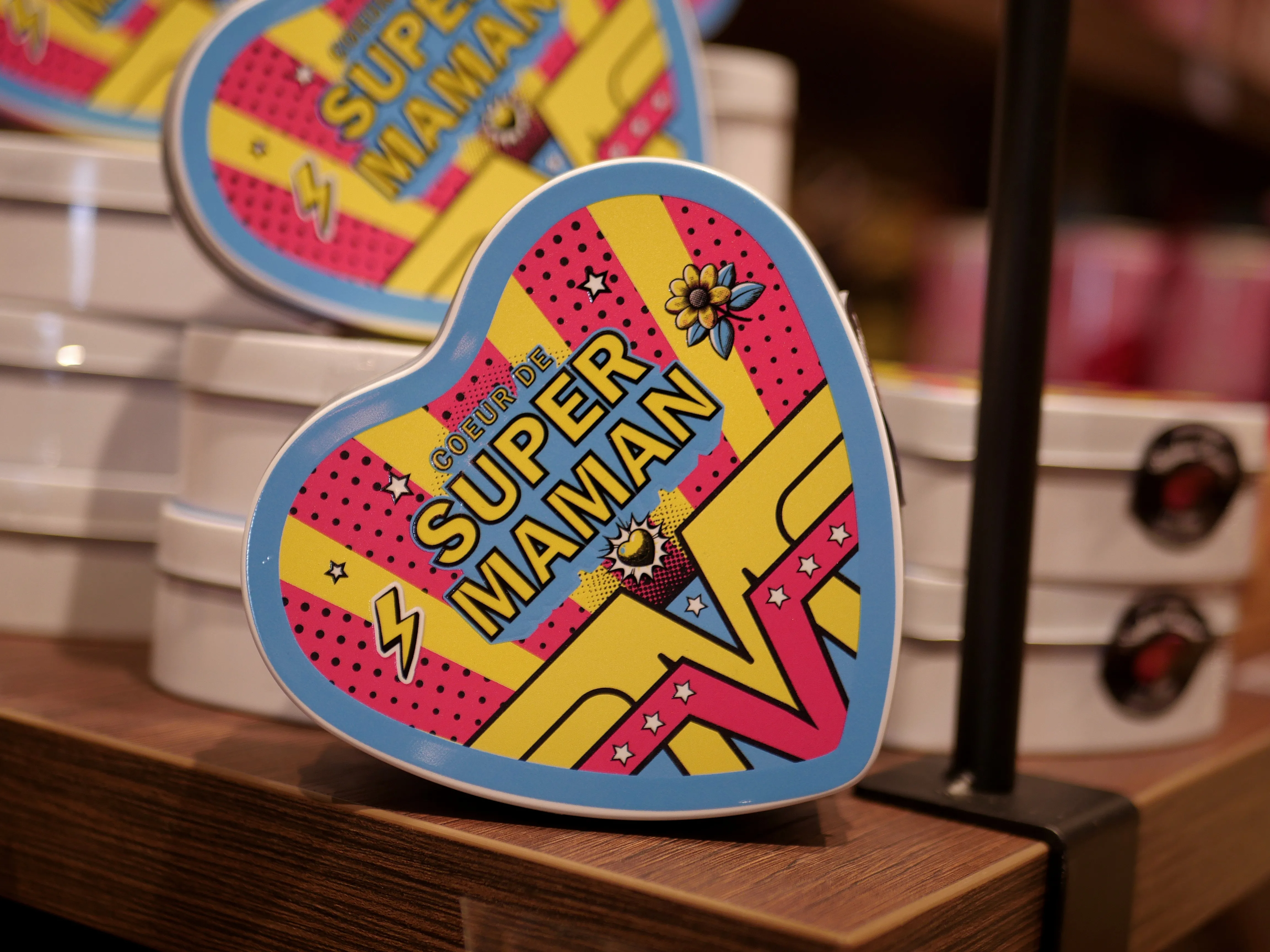 DES PAPILLES & DES PAPILLOTES