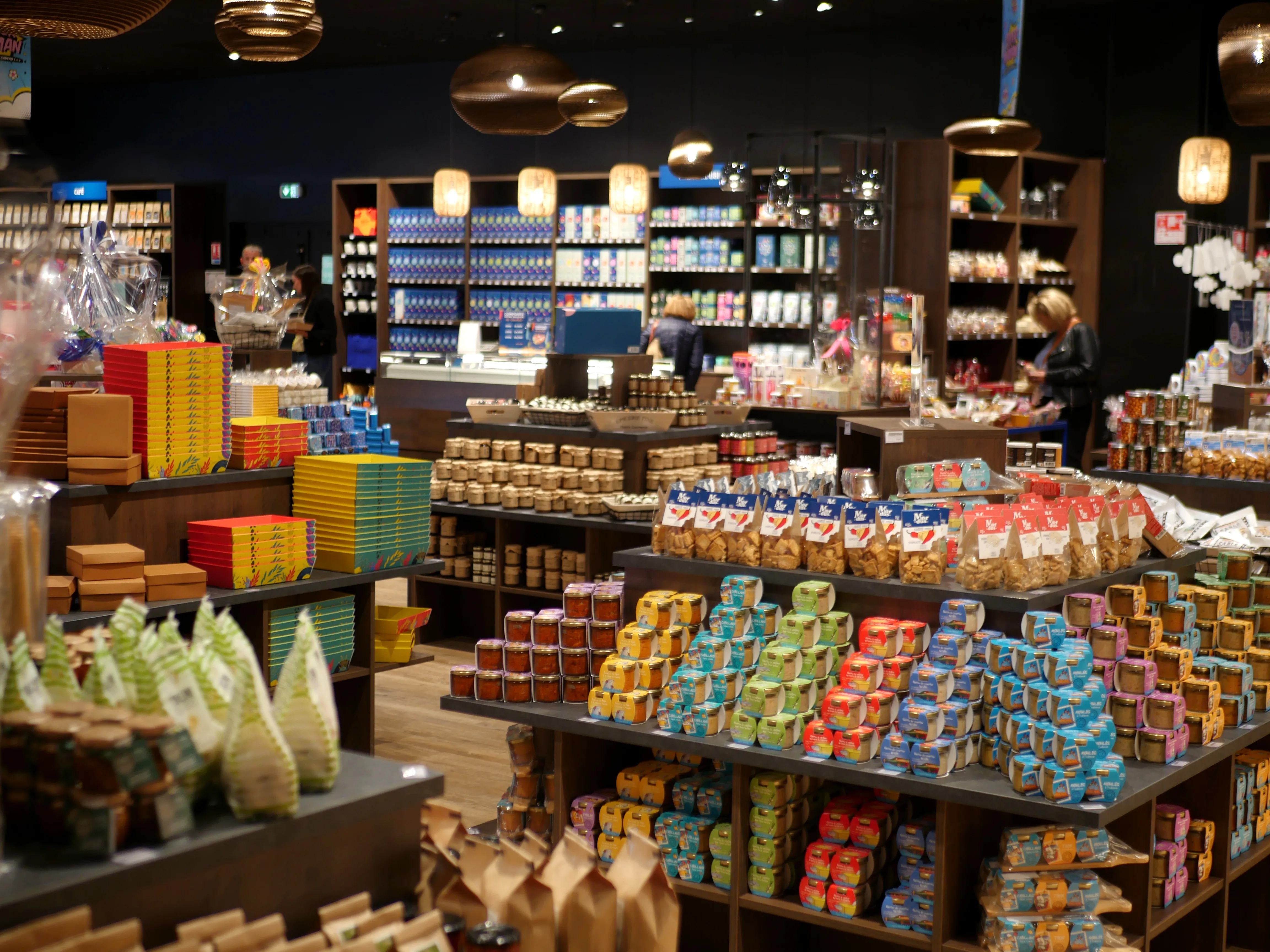 DES PAPILLES & DES PAPILLOTES