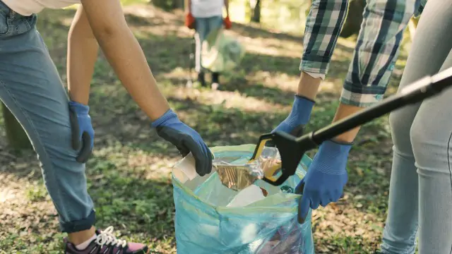 Clean walk en association avec Leclerc (Nettoyons la Nature)
