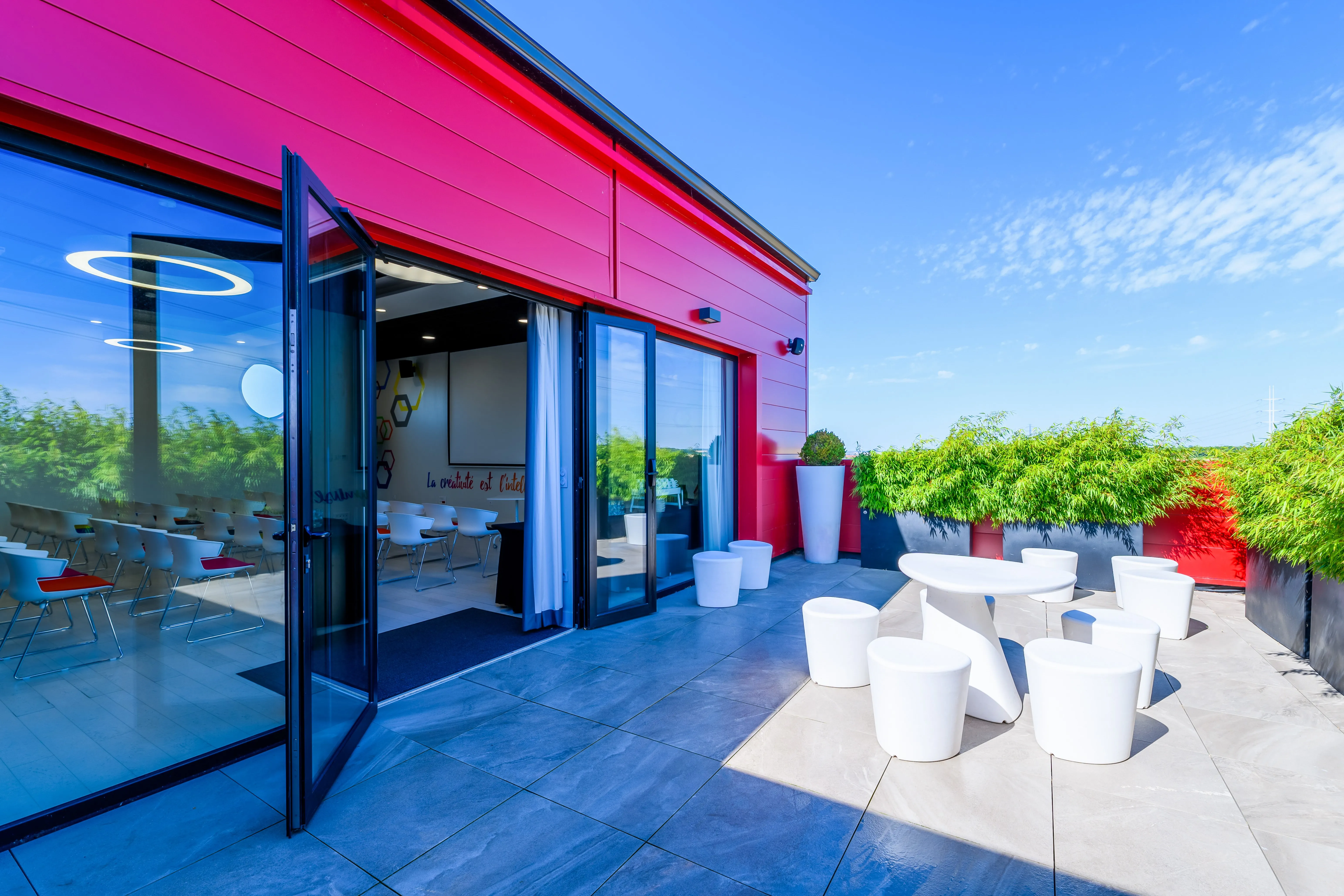 Un lieu unique à Poulainville qui réunit hôtellerie, restauration, bien-être et séminaires !