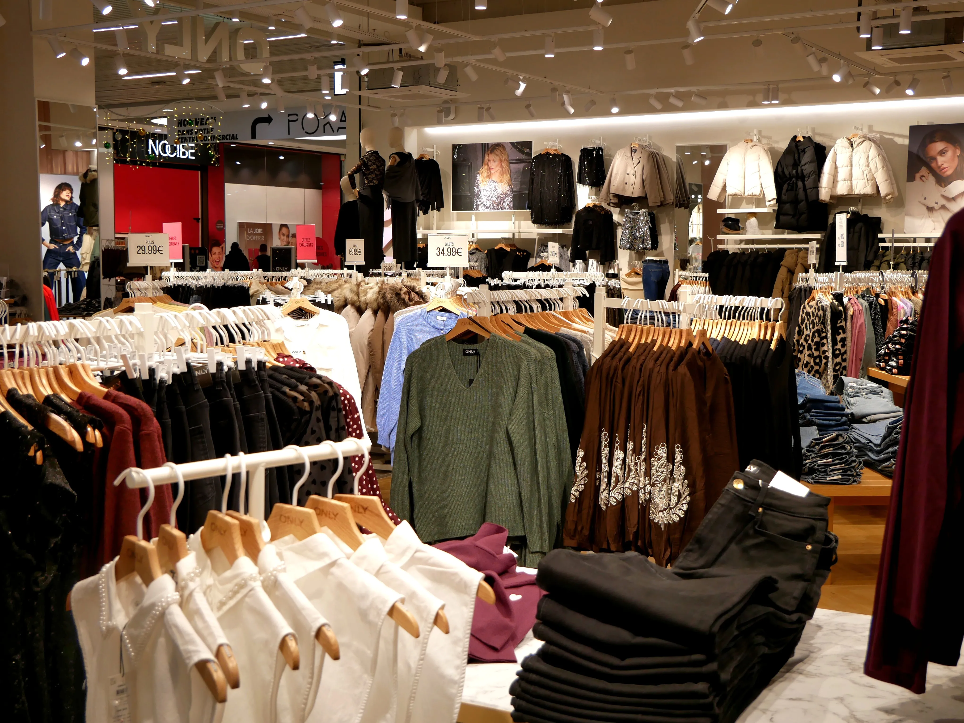 Plus que des commerces, un véritable lieu de vie