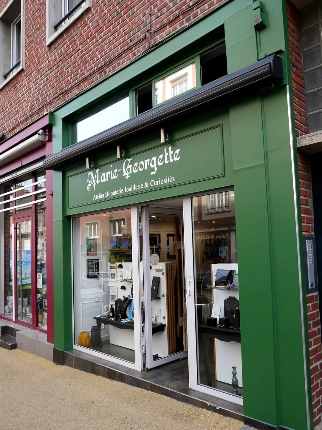 Une bijouterie pleine de curiosités et de talents !