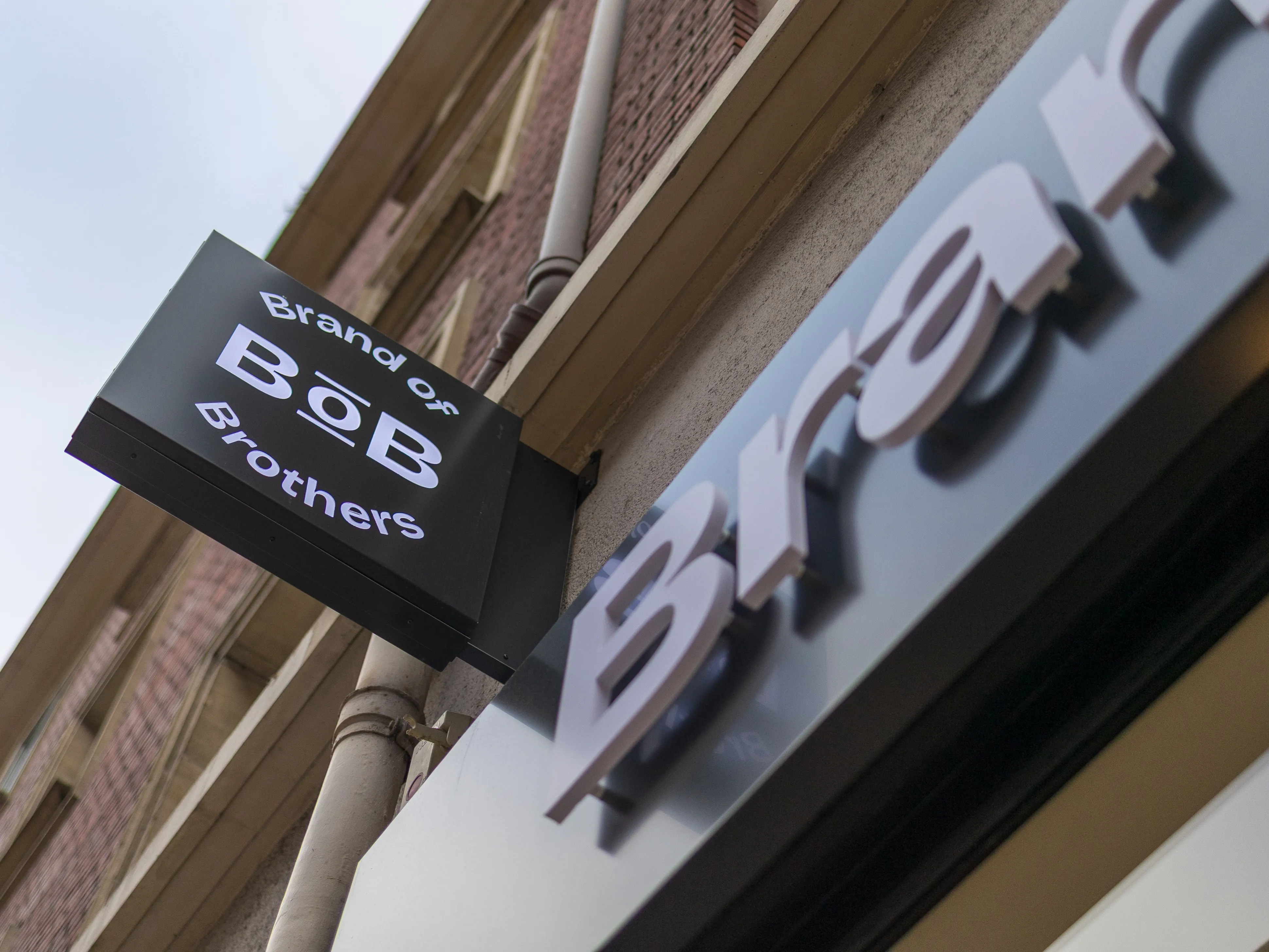 L'AMITIÉ AU SERVICE DU STYLE